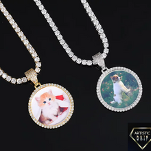 Load image into Gallery viewer, Round Custom Photo Pendant
