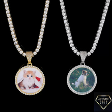 Load image into Gallery viewer, Round Custom Photo Pendant