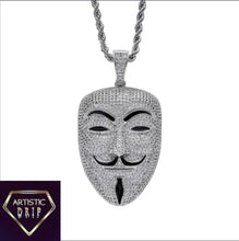 Load image into Gallery viewer, Vendetta Mask Pendant
