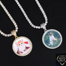 Load image into Gallery viewer, Round Custom Photo Pendant
